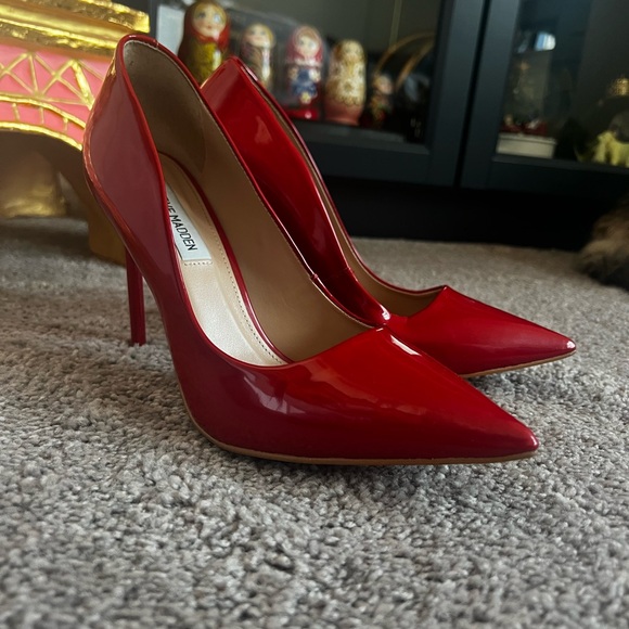 Steve Madden Red Heels - Picture 4 of 4